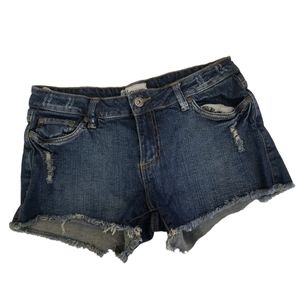 𝅺Blue Crush distressed jean shorts Size 7
